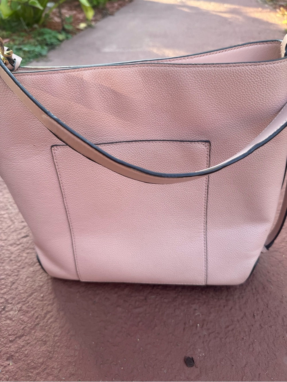 Michael Kors Blush Pink Pebbled Leather Shoulder Bag Gold Accent with wallet - Picture 3 of 7